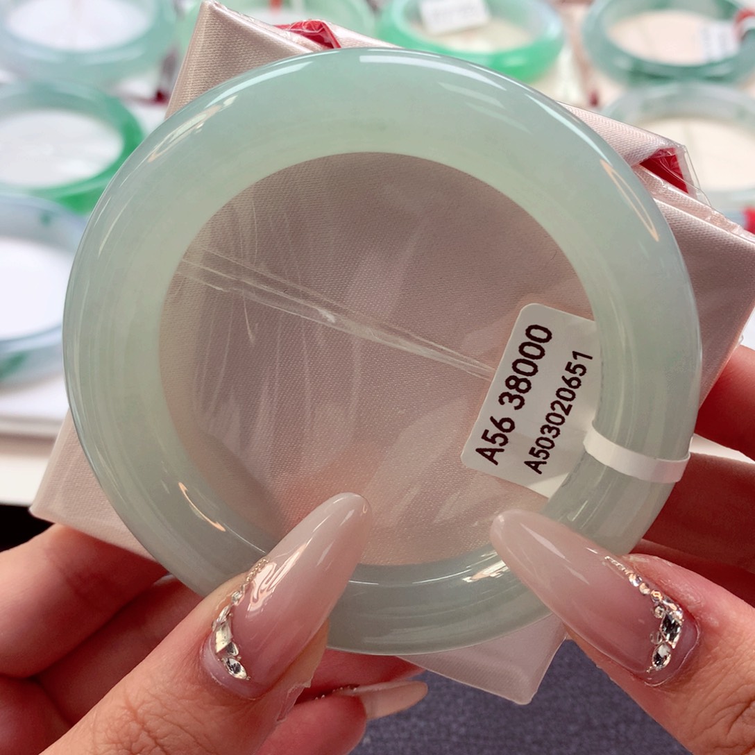 翡翠手镯（圆镯）未镶嵌22（30号）