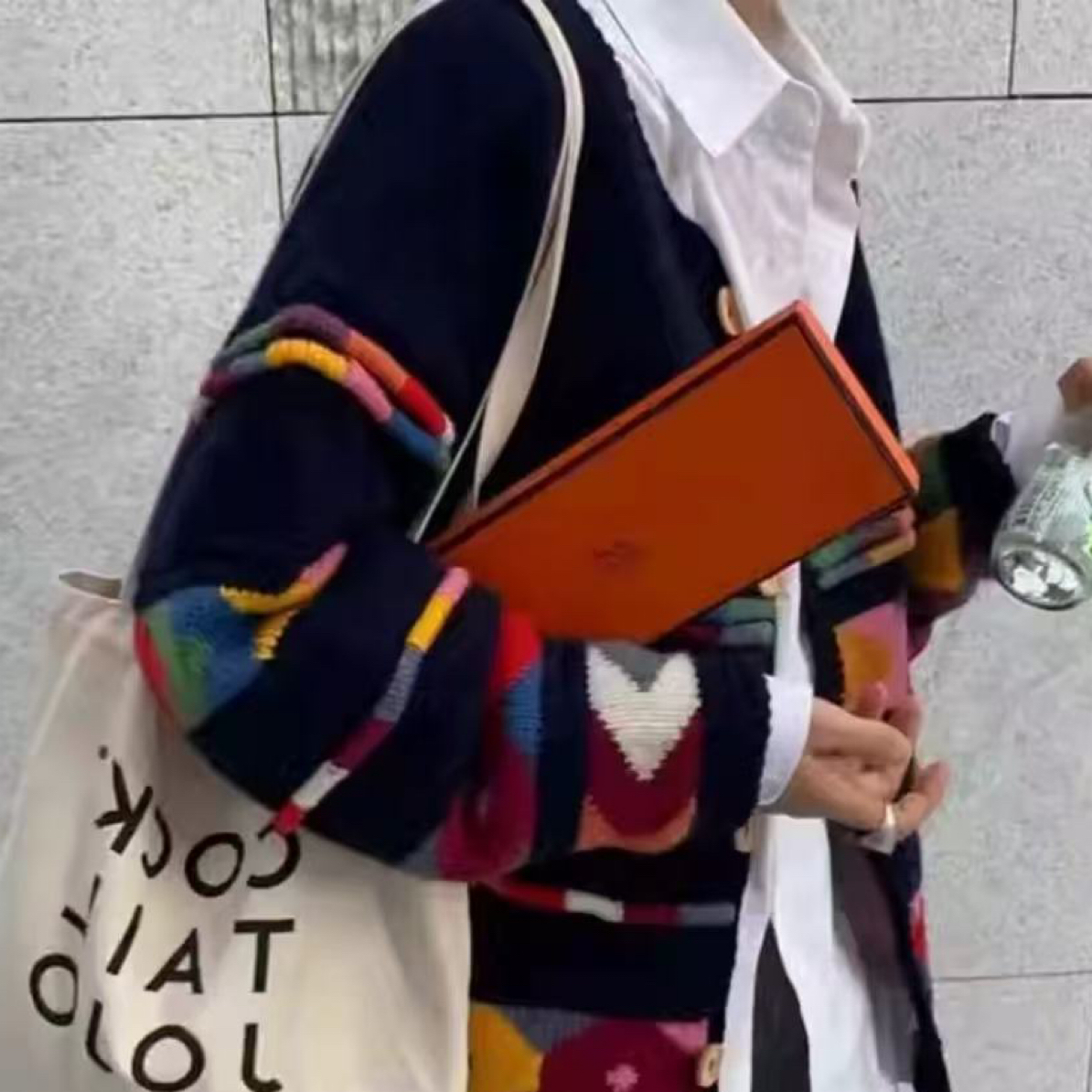 2025秋冬新款复古慵懒风设计感休闲针织毛衣外套女装6351