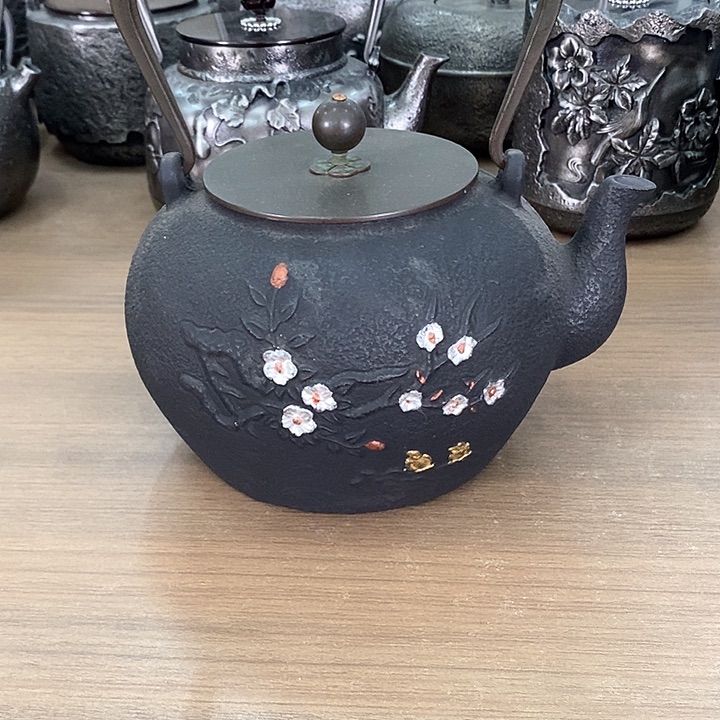 1梅花竹子铸铁壶1400毫升纯手工打造