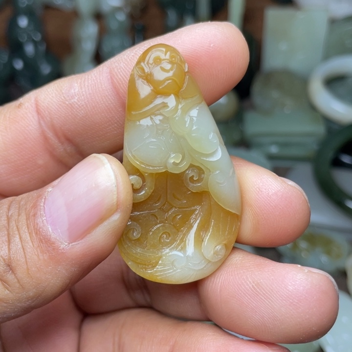 和田玉颈饰未镶嵌