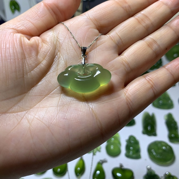 岫玉银S925镶嵌颈饰吊坠