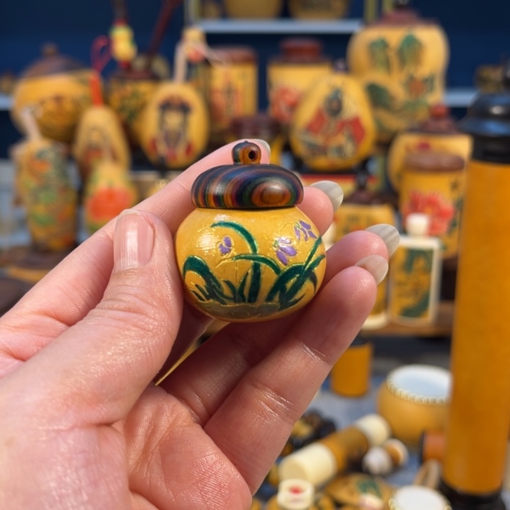 大叶紫檀（黑酸枝木类）