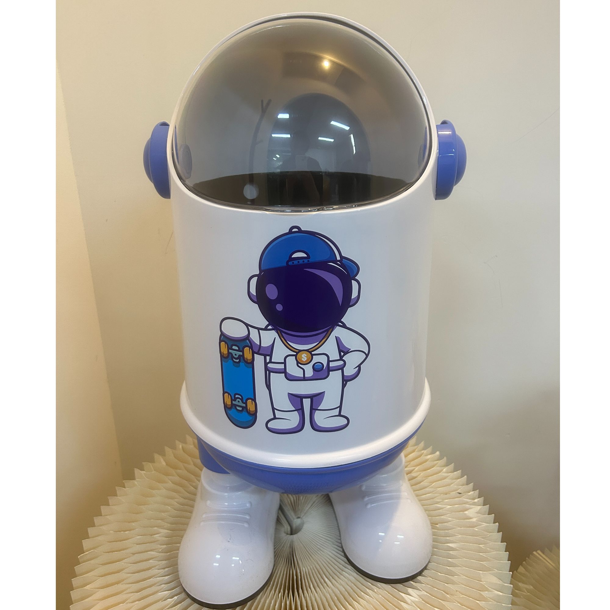 卡通创意可爱贴纸垃圾桶客厅卧室带盖 颜色规格随机 AL