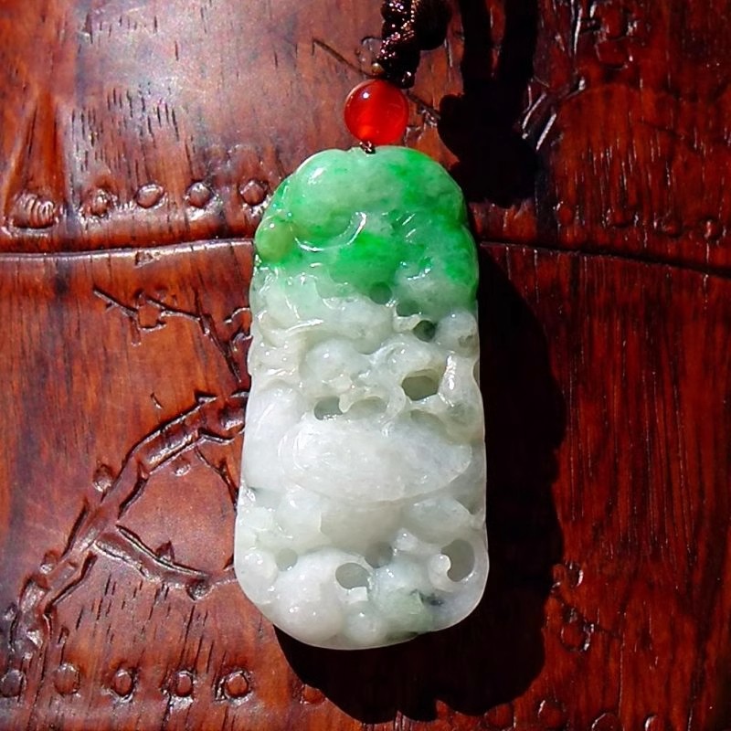 游=春1747天然A货缅甸老坑正阳绿翡翠如意龙吊坠挂件手工雕刻证书