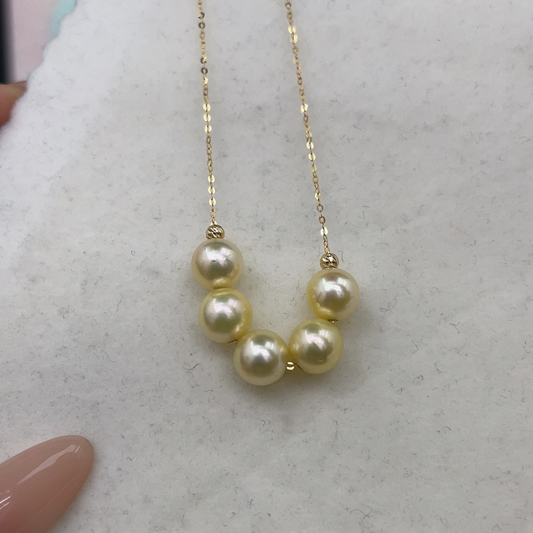 18K金镶嵌海水珍珠颈饰