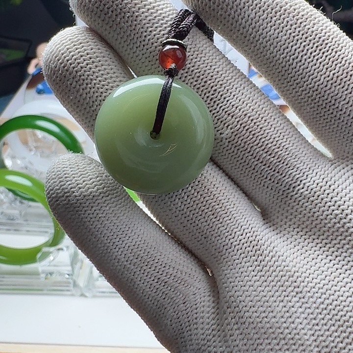 和田玉未镶嵌挂件平安扣