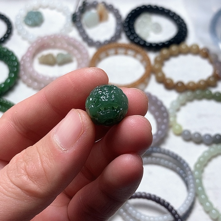 和田玉手链未镶嵌夏****D