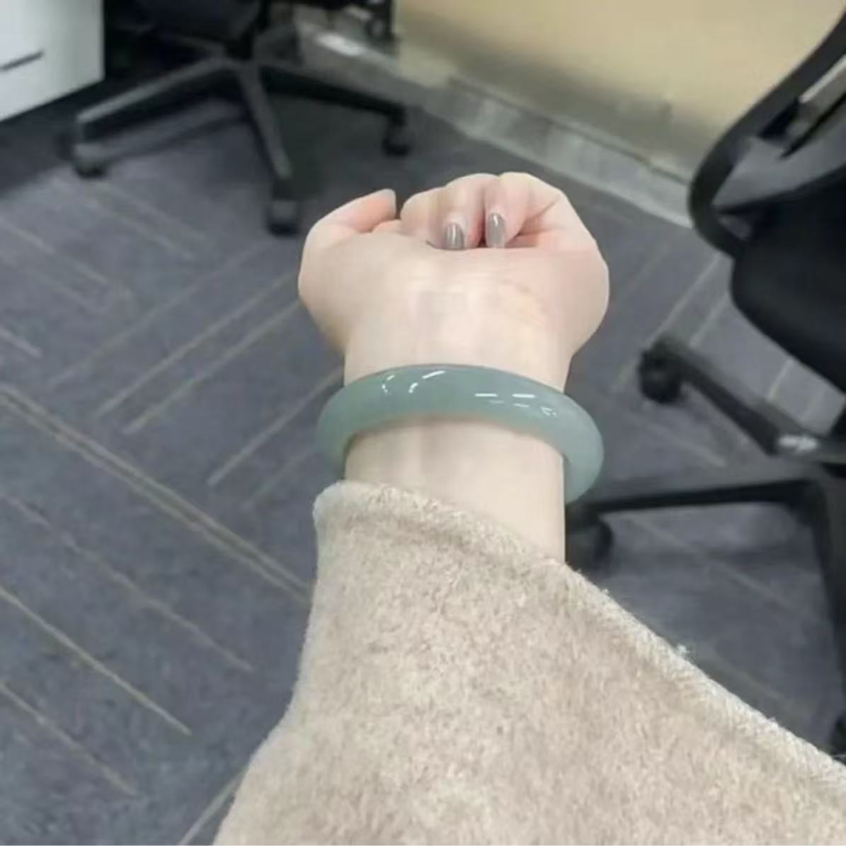 手镯 时尚手镯  美女风