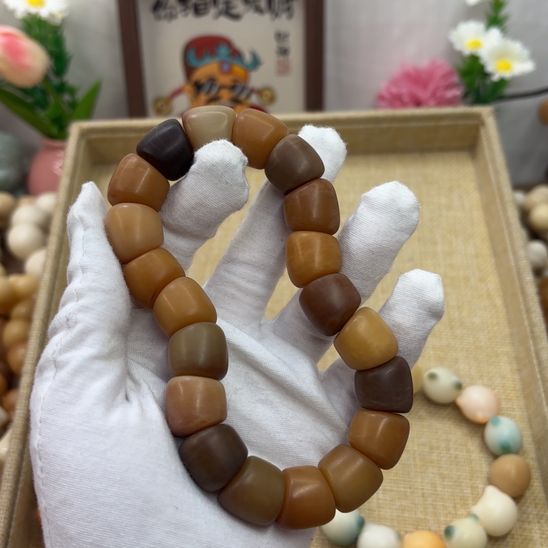 菩提根/象牙果吊坠16干磨瑕疵落地果肠150