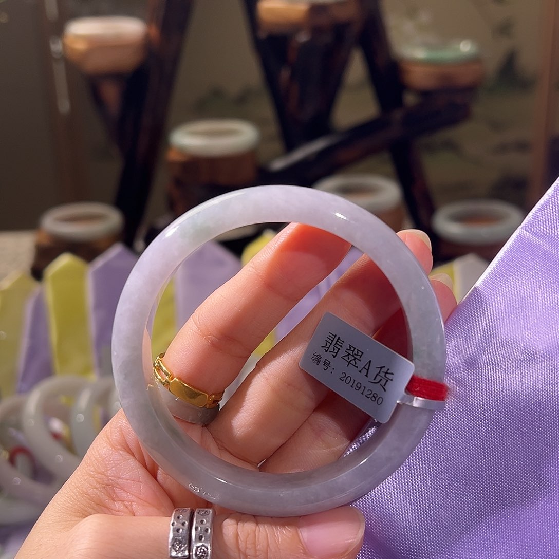 翡翠手镯未镶嵌天然缅甸A货翡翠手镯55