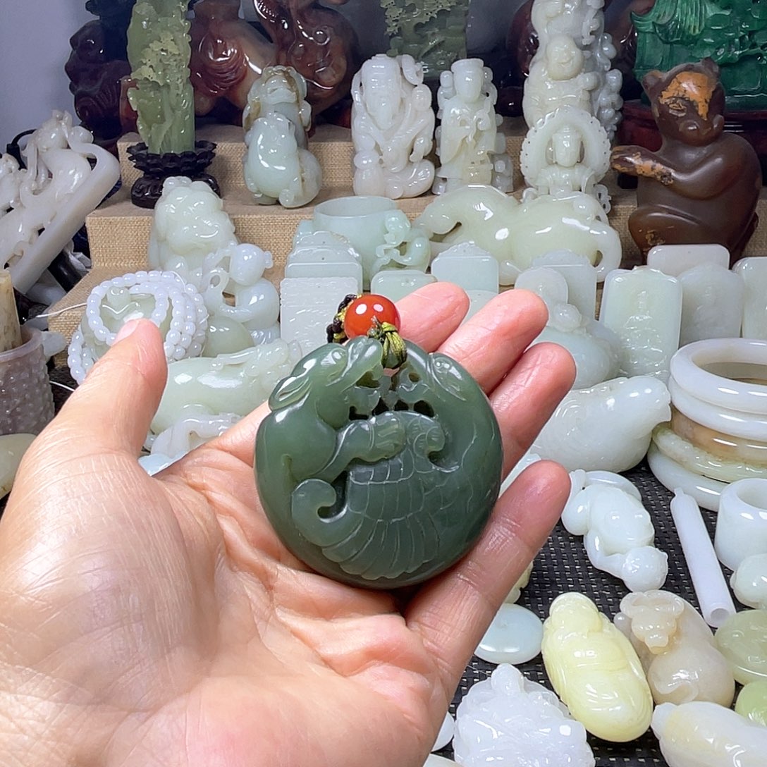 和田玉未镶嵌挂件