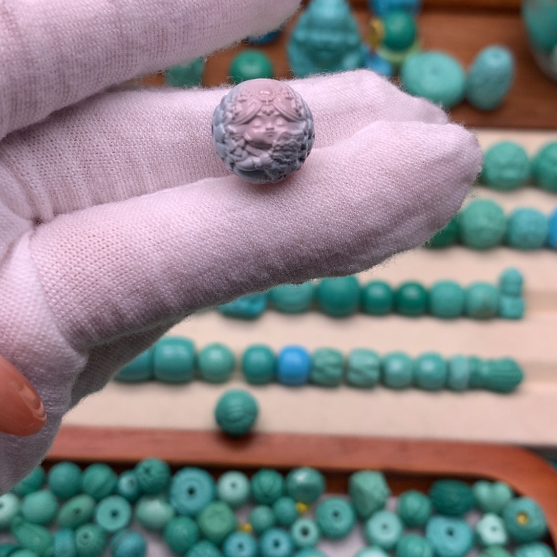 湖北原生态配饰配珠12.7