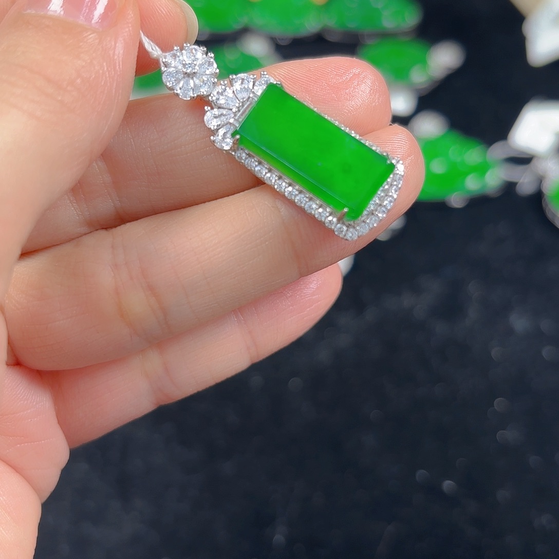 翡翠银S925镶嵌吊坠(不含链)