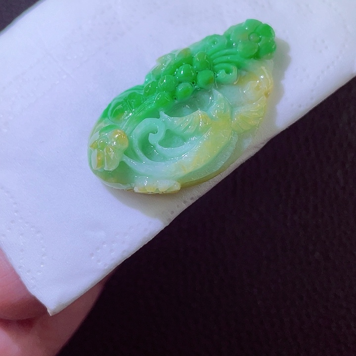 定制翡翠未镶嵌翡翠