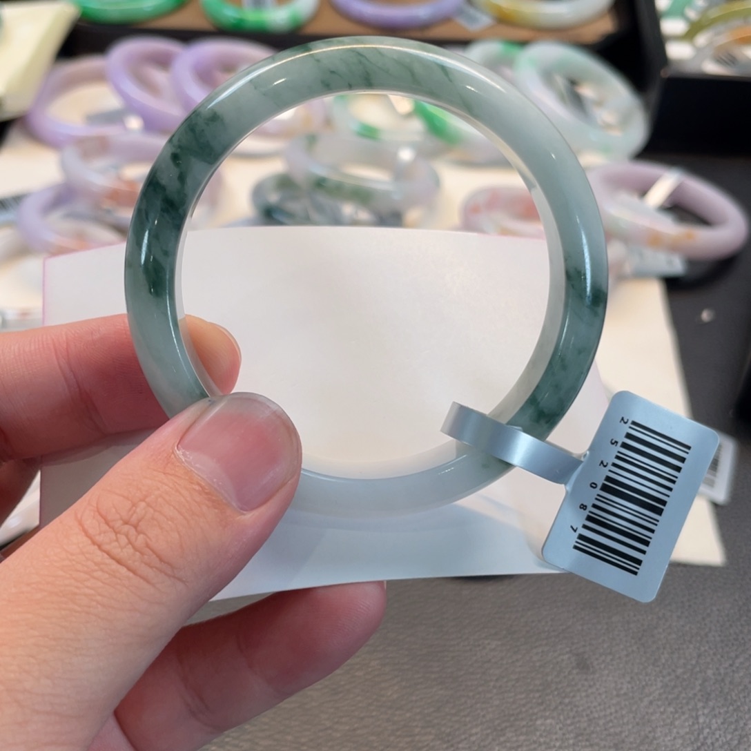 翡翠未镶嵌手镯174号 56.8正圈