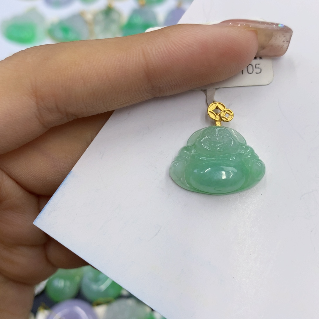 翡翠未镶嵌颈饰翡翠