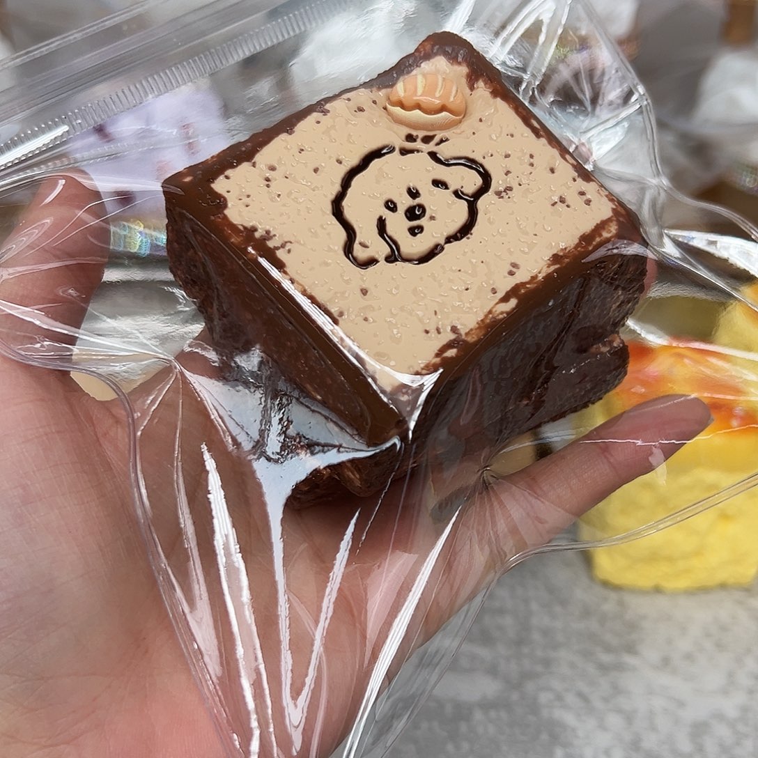 硅胶乳膏巧克力小狗吐司180g