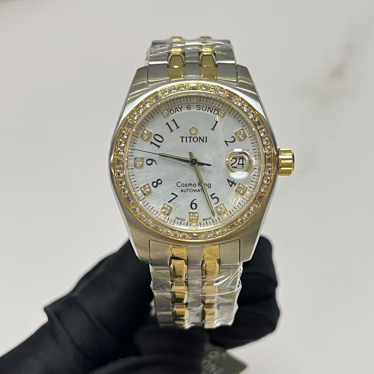 未使用 Titoni/梅花 《柜台发货》梅花机械男表男士手表公价13300