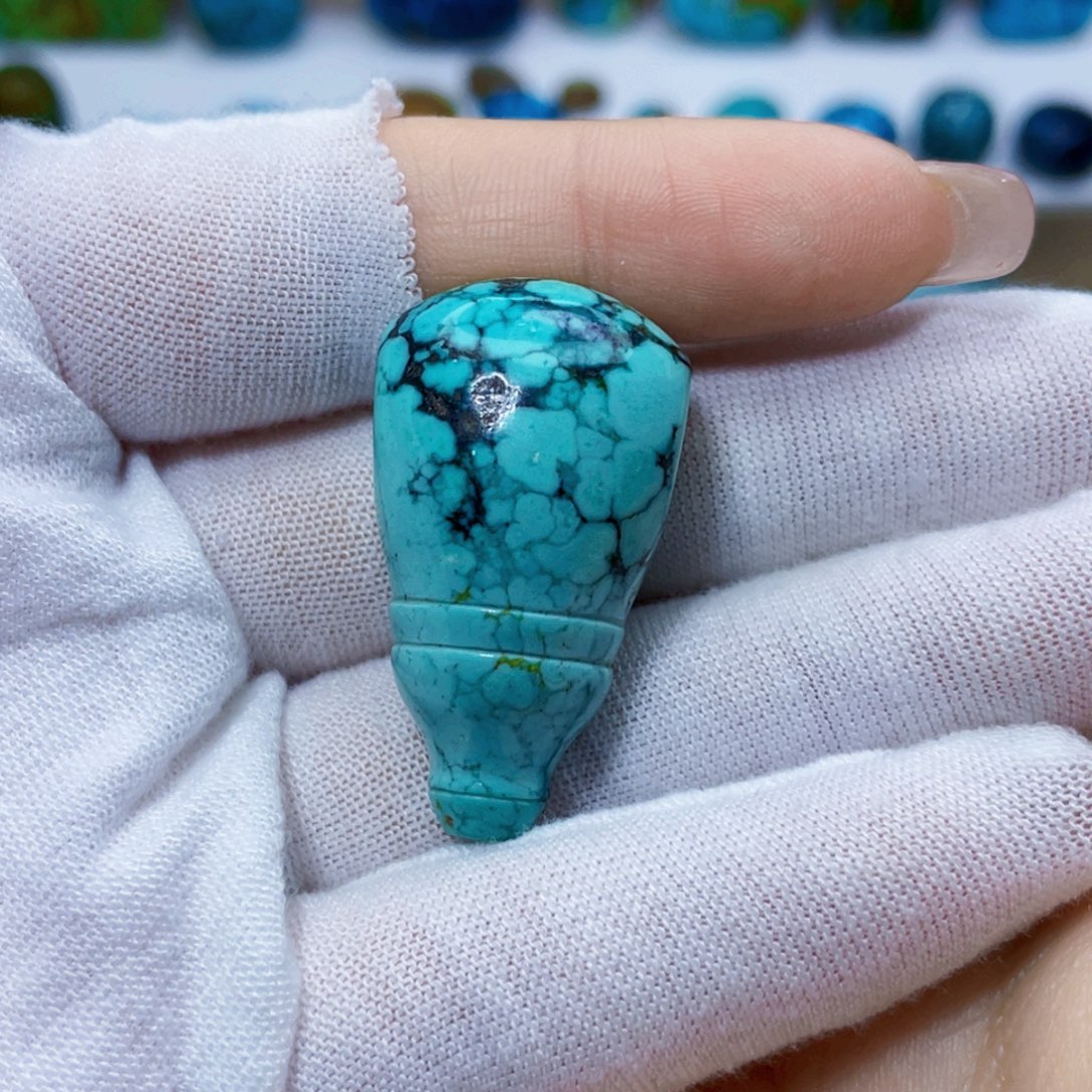 绿松石未镶嵌饰品