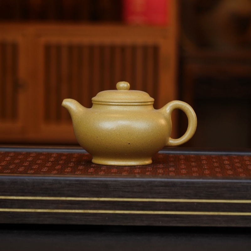 LZY黄金段[掇只300CC]宜兴黄龙山原矿手工紫砂壶