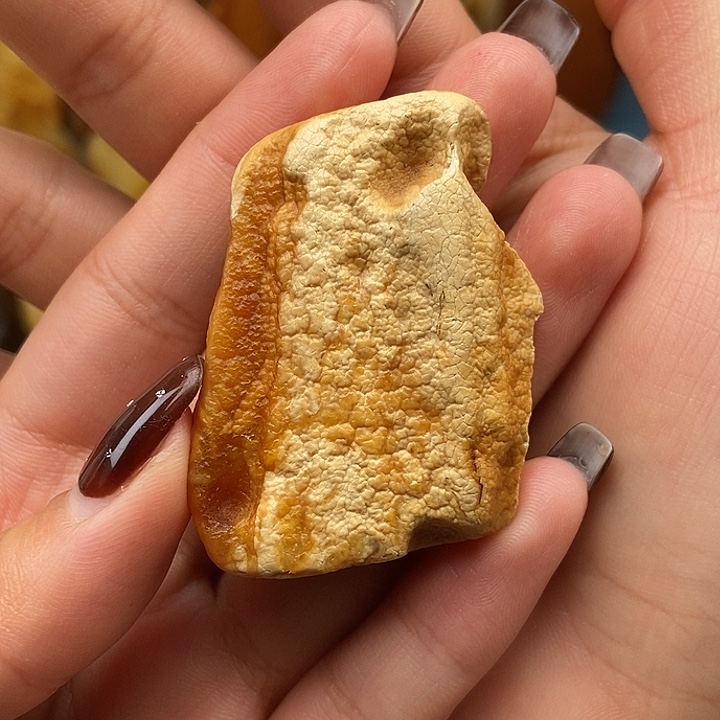 春***然定制琥珀未镶嵌蜜蜡原石定制