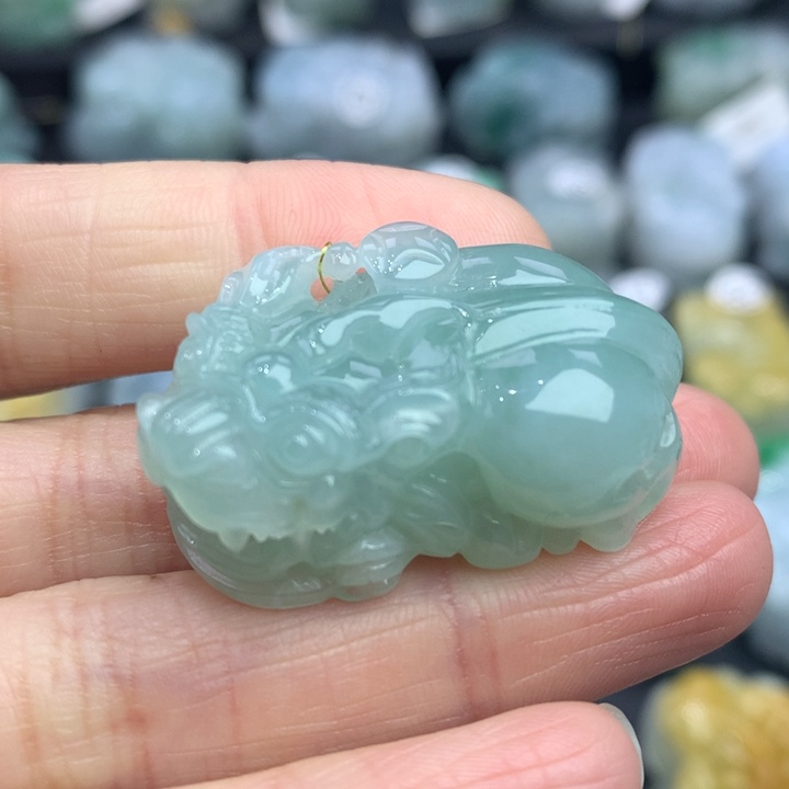 翡翠颈饰未镶嵌天然缅甸A货翡翠貔貅吊坠