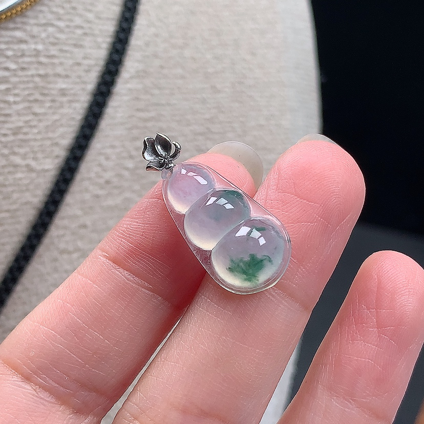 缅甸天然翡翠A货老坑冰种飘花福豆18K金镶吊坠25.5*11.2*5.5mm