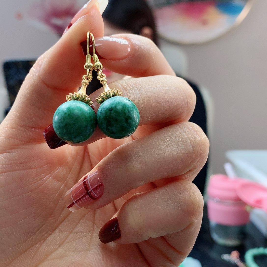 【闪购商品】翡翠耳饰未镶嵌，