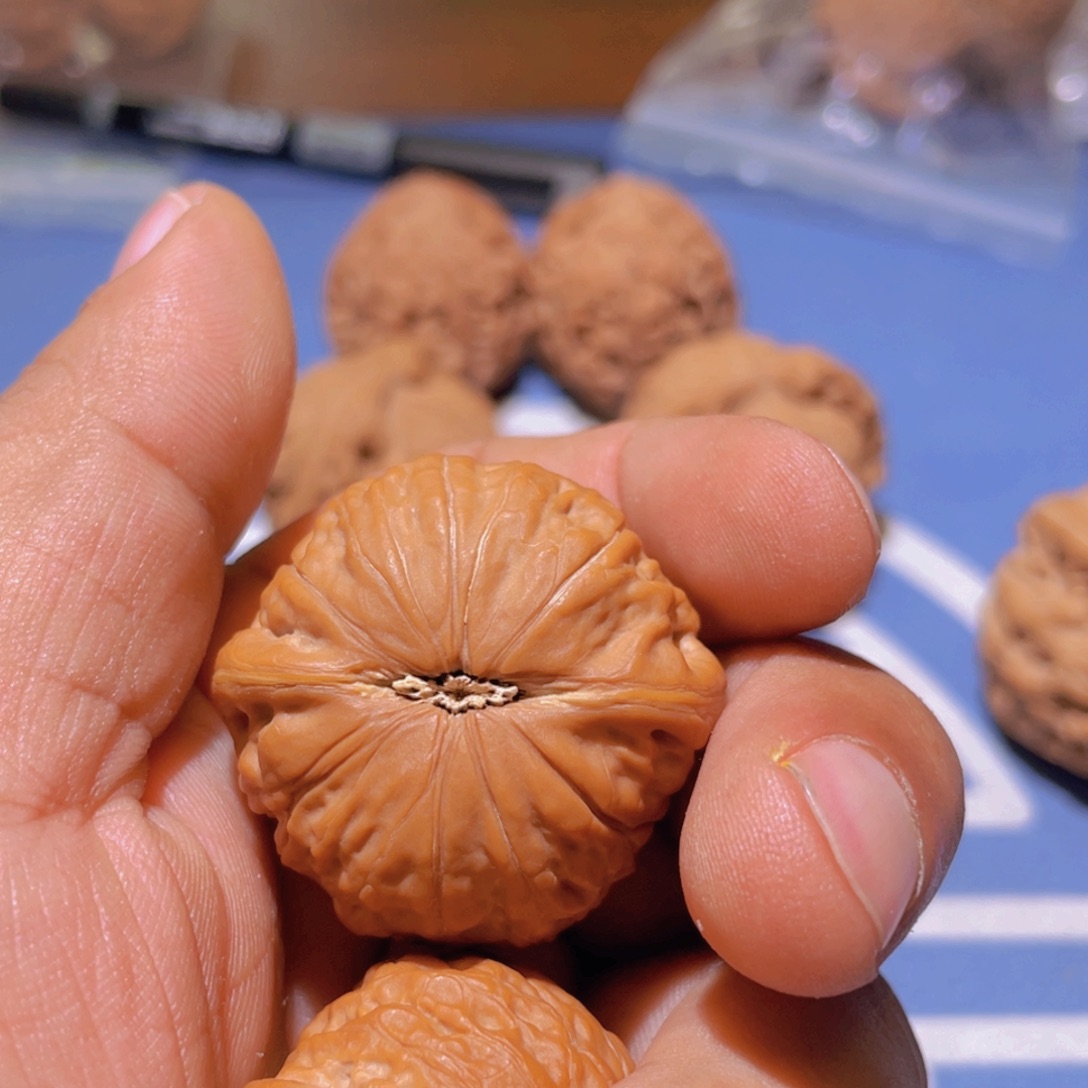 文玩核桃吊坠?****橙特锤