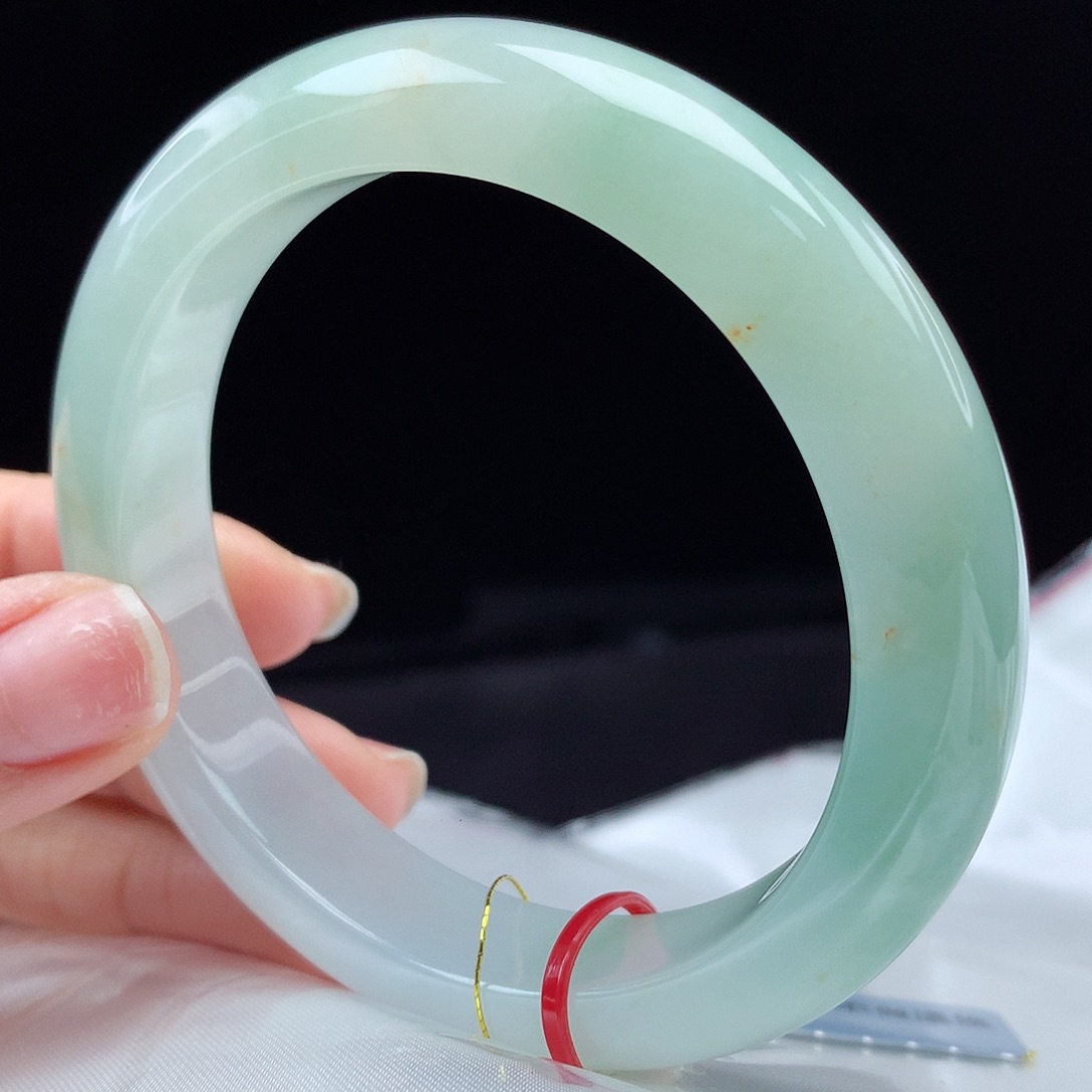 翡翠手镯未镶嵌55圈3955