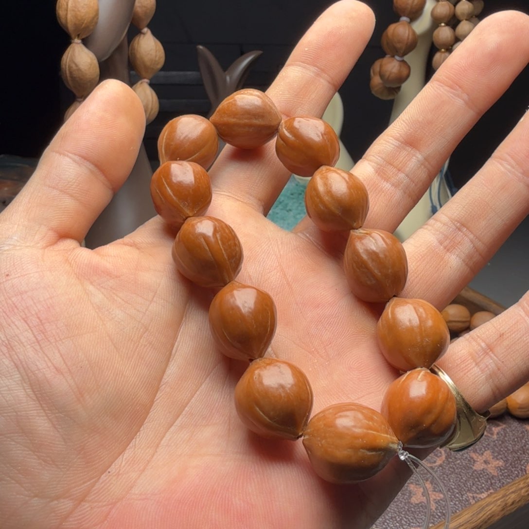 桃核吊坠老*素核手串666888