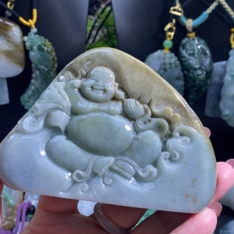 【闪购商品】颈饰未镶嵌翡翠佛