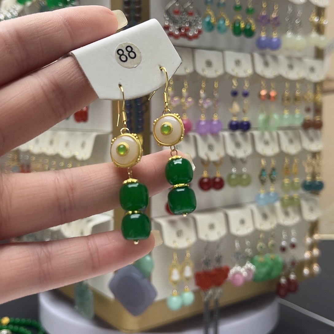 和田玉未镶嵌耳饰y1