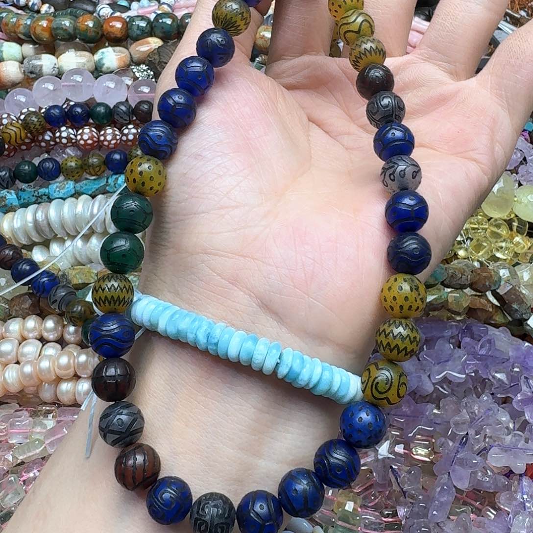 玛瑙/玉髓合金珠宝半成品一条10mm雕刻老玛瑙