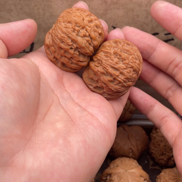 C***7文玩核桃把件42磨盘