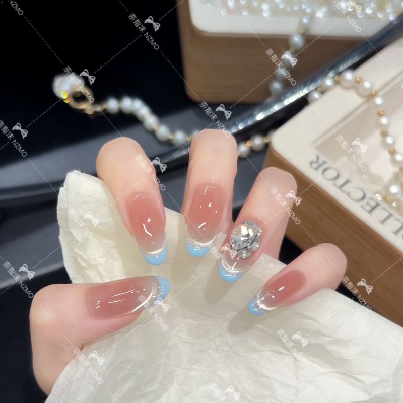 【清风玲兰】蓝色法式镶钻设计穿戴甲指尖微笑猫眼美甲