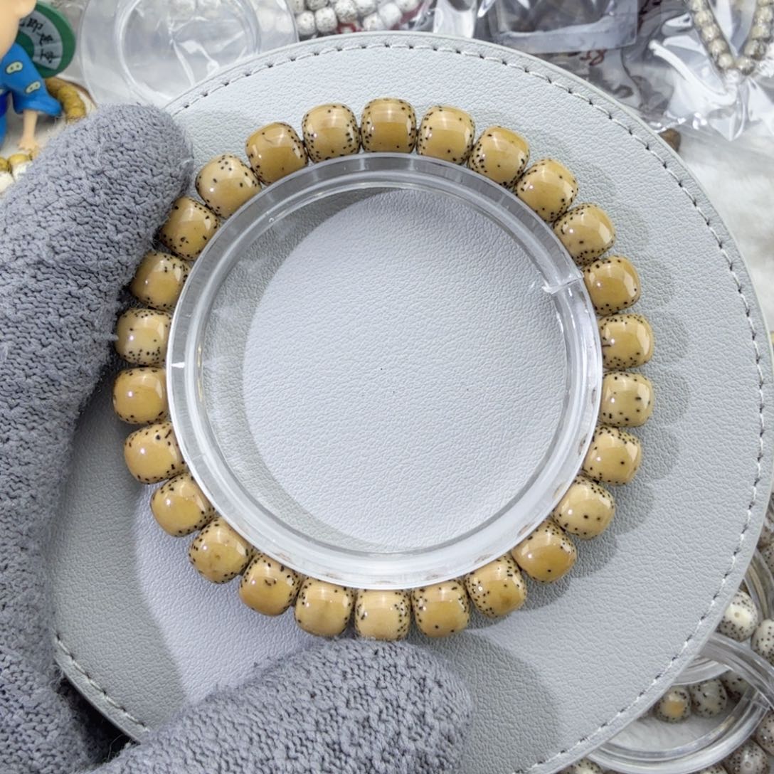 星月菩提手串雪*9./8通体