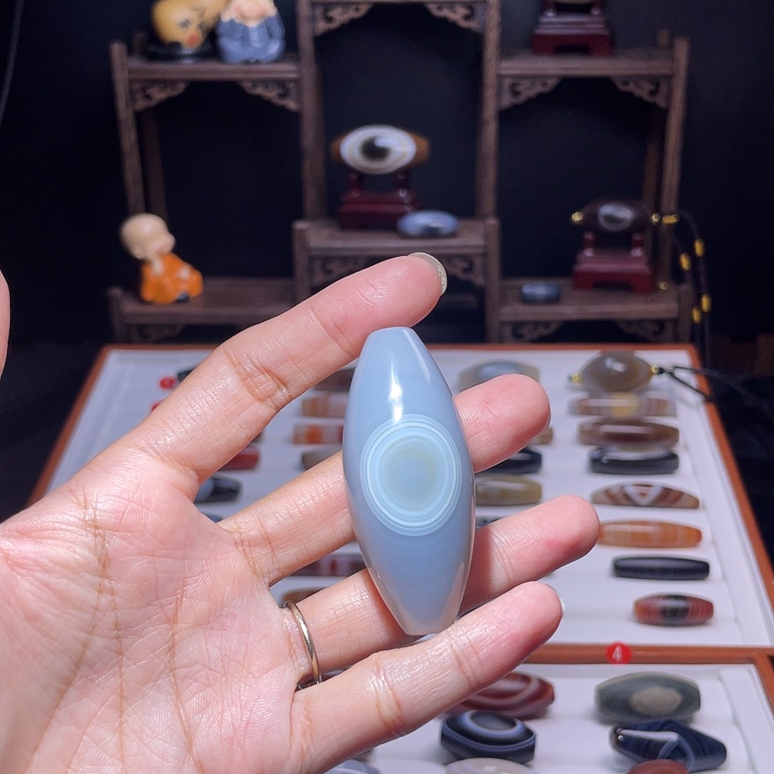 玛瑙/玉髓未镶嵌吊坠(赠链)