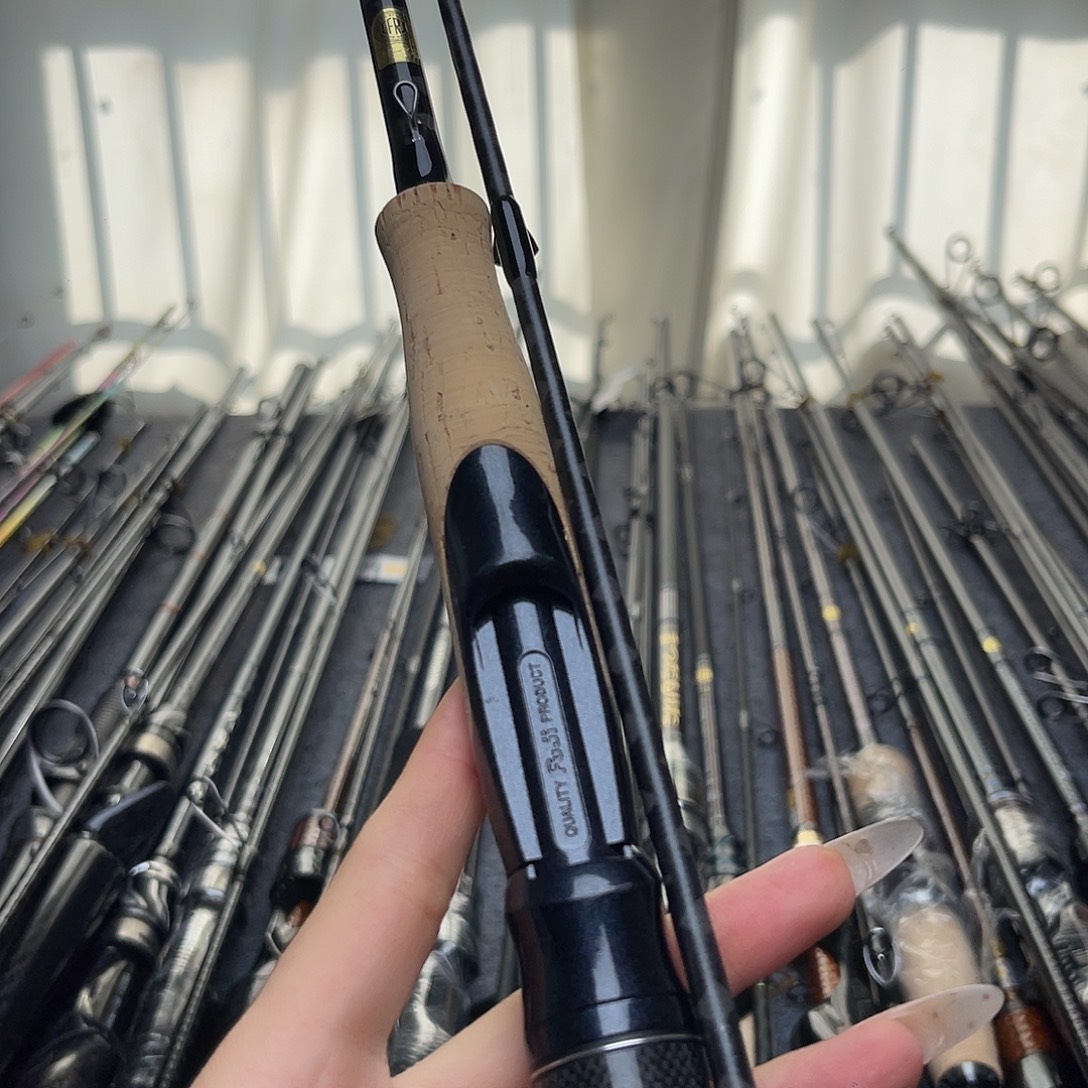 南***洲3.8m碳素2.28ml路亚竿