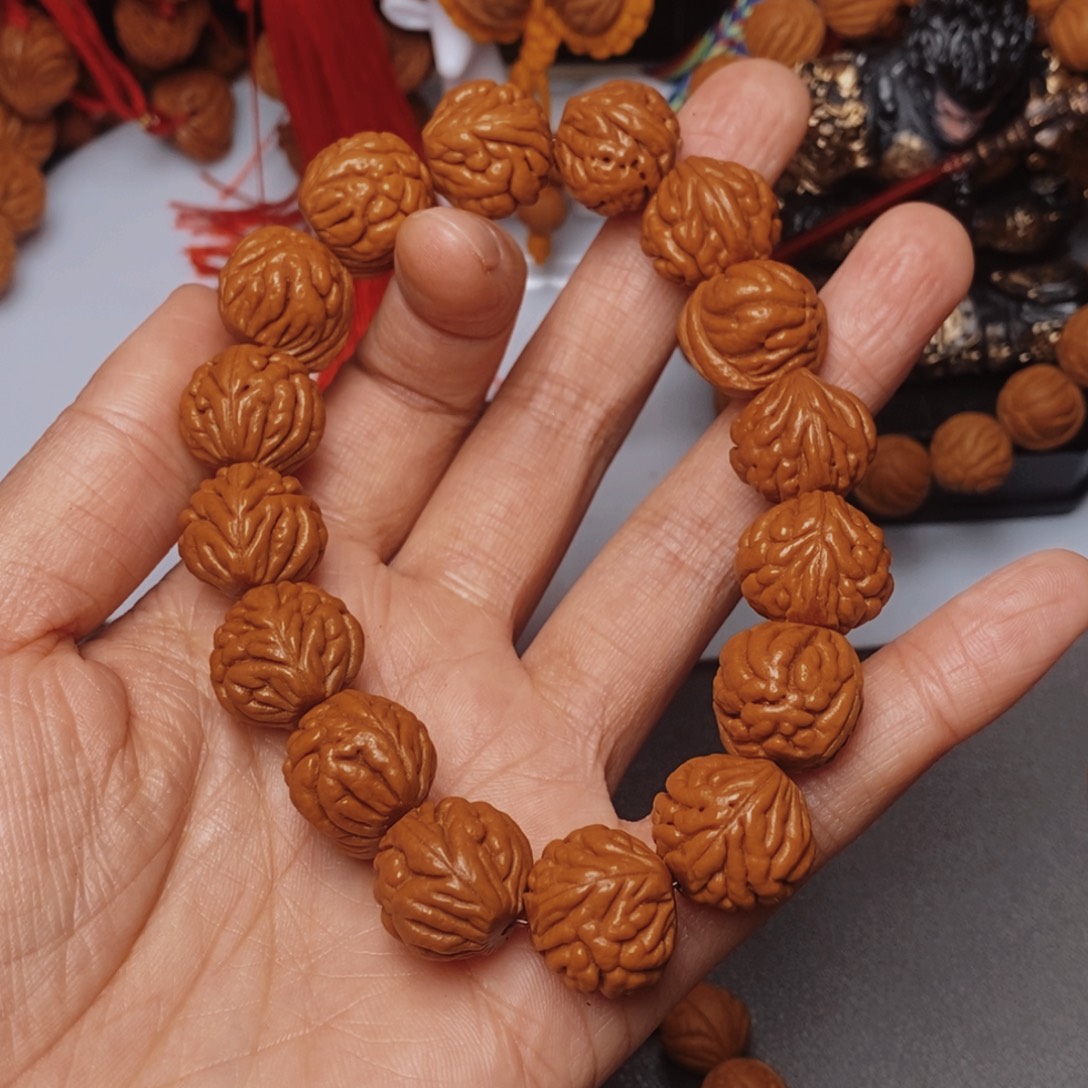 捉***桃核吊坠桃枭手串1