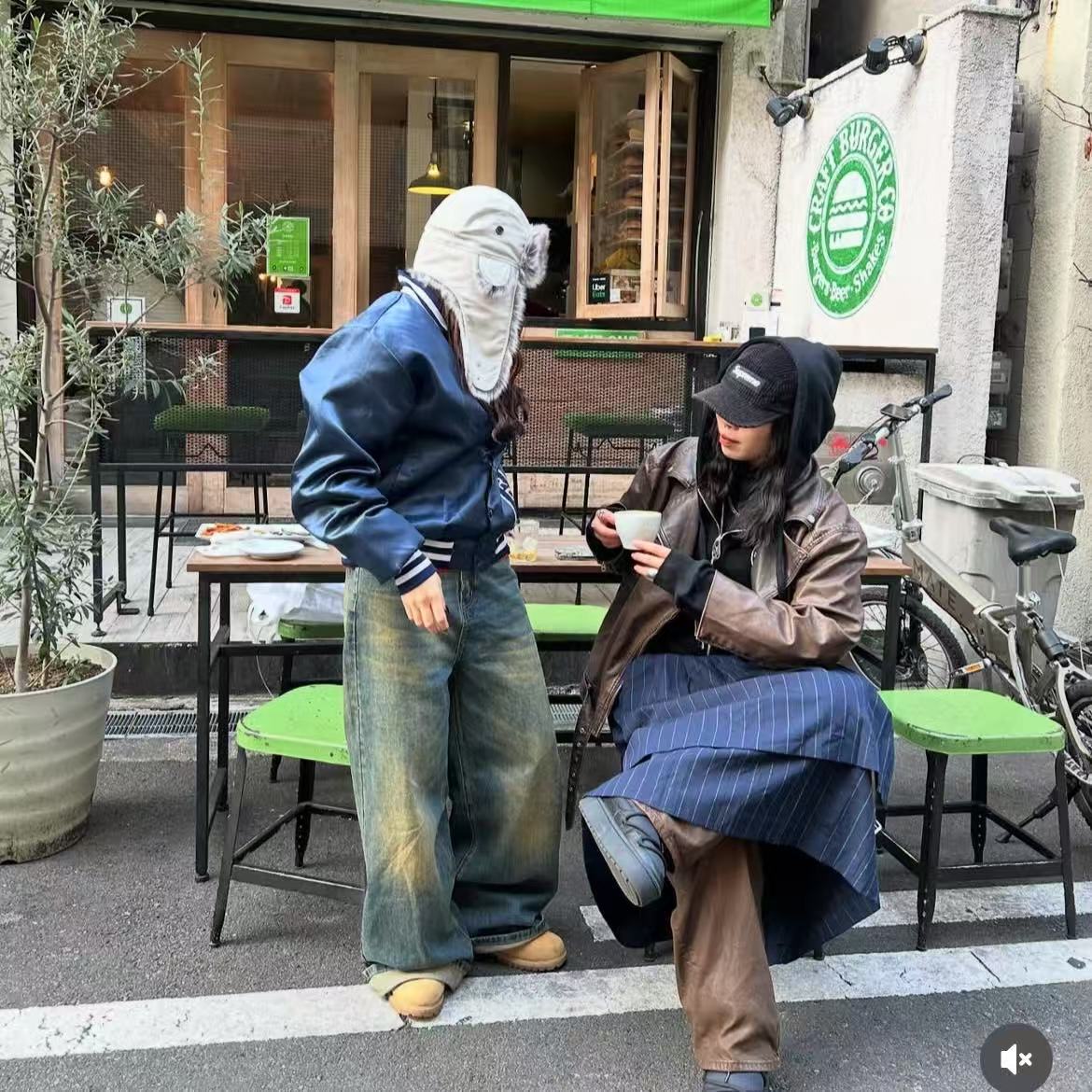 山下hobo中号单肩斜挎包