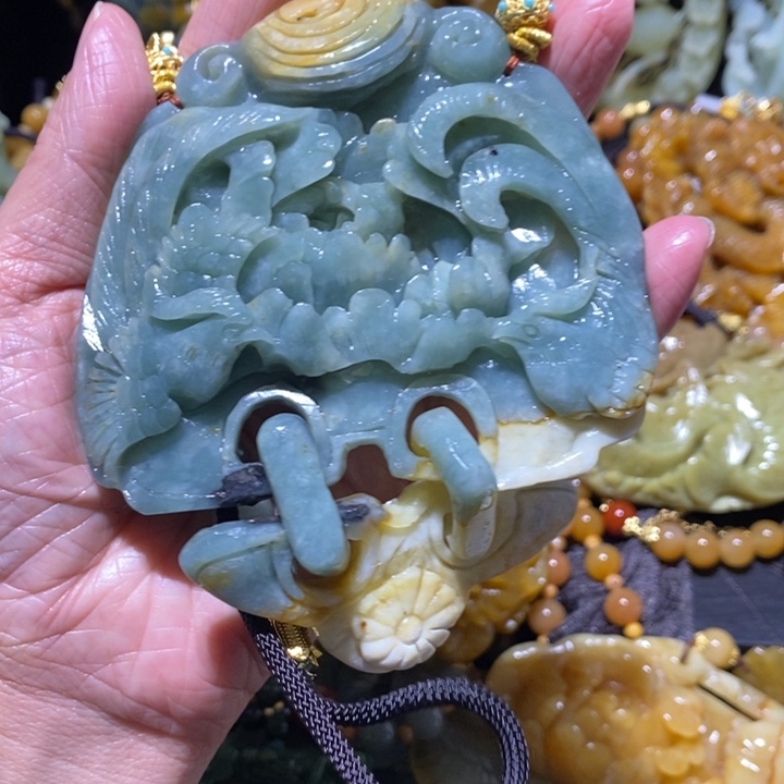 岫玉岫玉吊坠未镶嵌