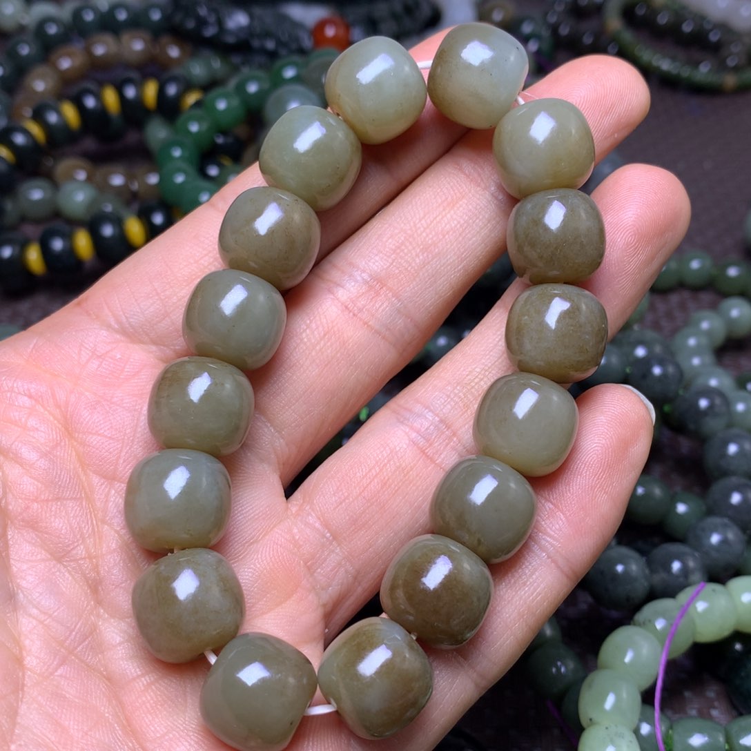 未镶嵌手串和田玉