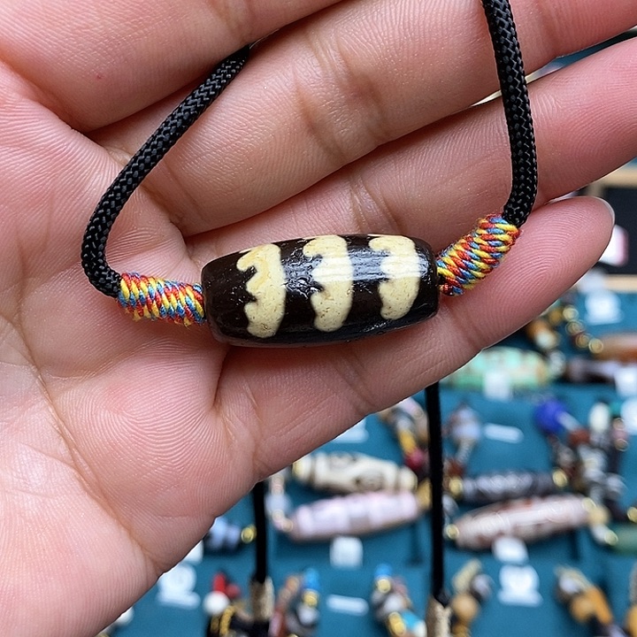 玛瑙/玉髓颈饰合金