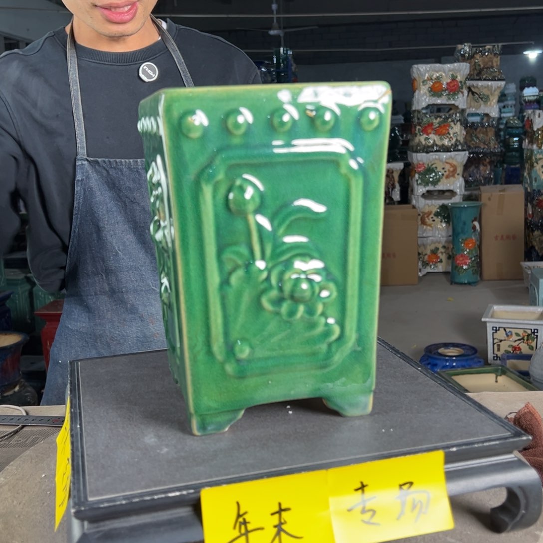 一风堂石湾花盆。微瑕