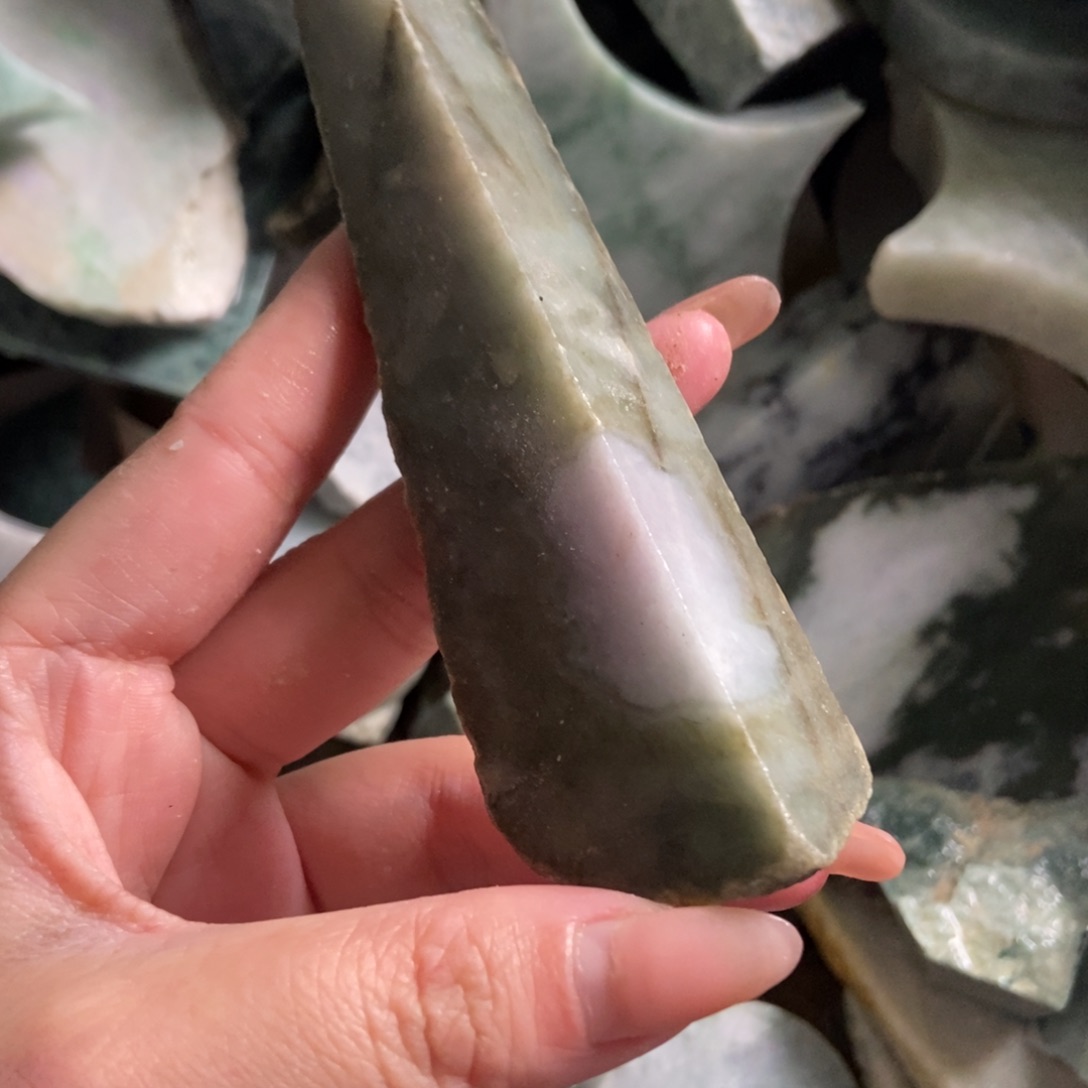 翡翠未镶嵌挂件天然翡翠