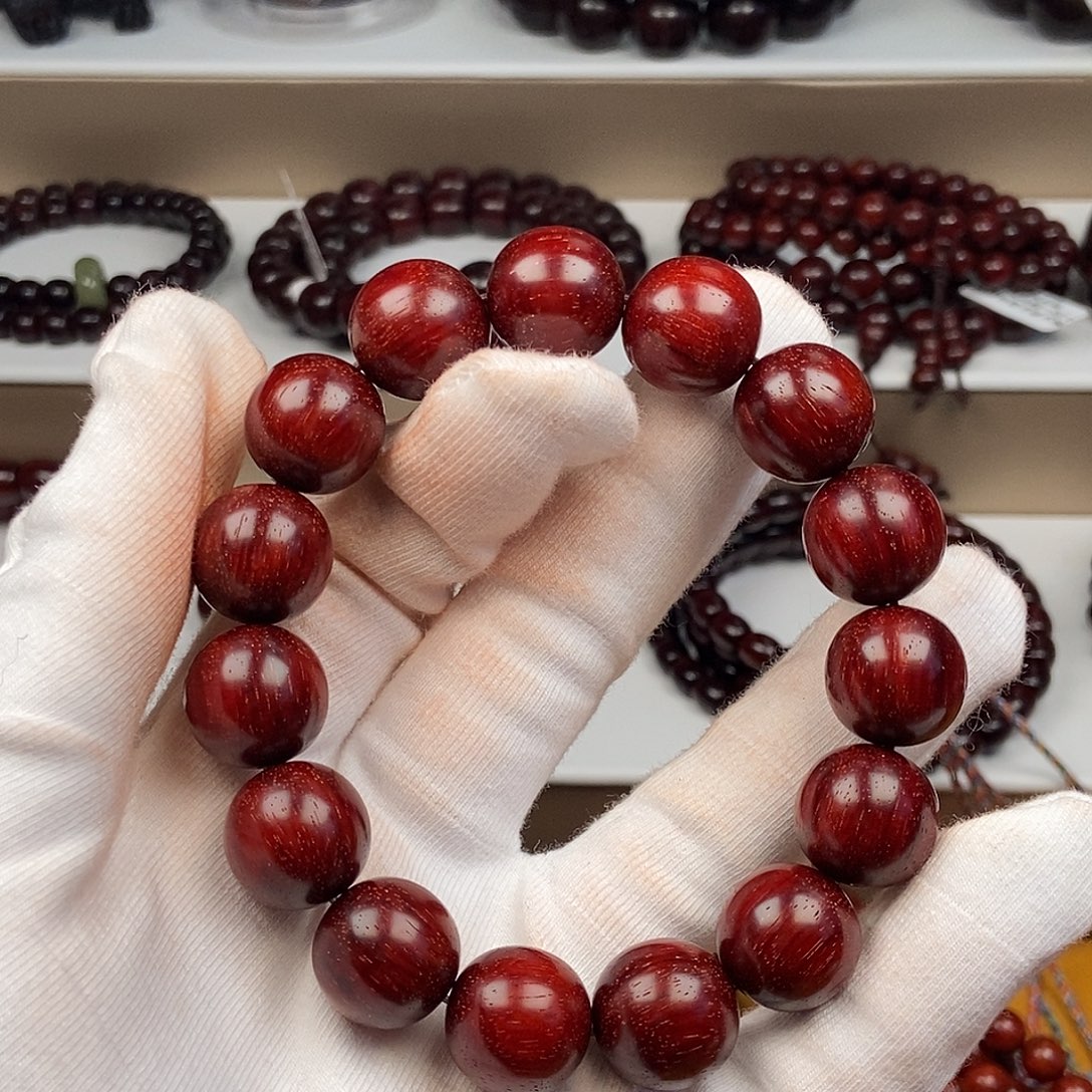 牛***店小叶紫檀手串/手链原汁原味1.5