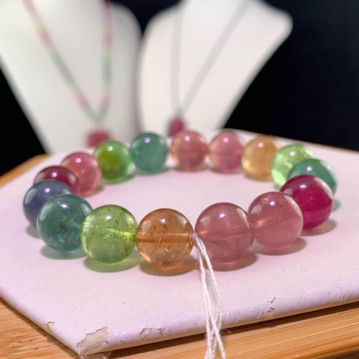 双色碧玺手链未镶嵌