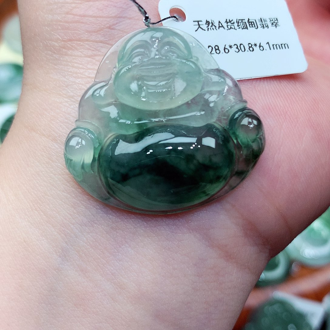 翡翠未镶嵌颈饰佛公25
