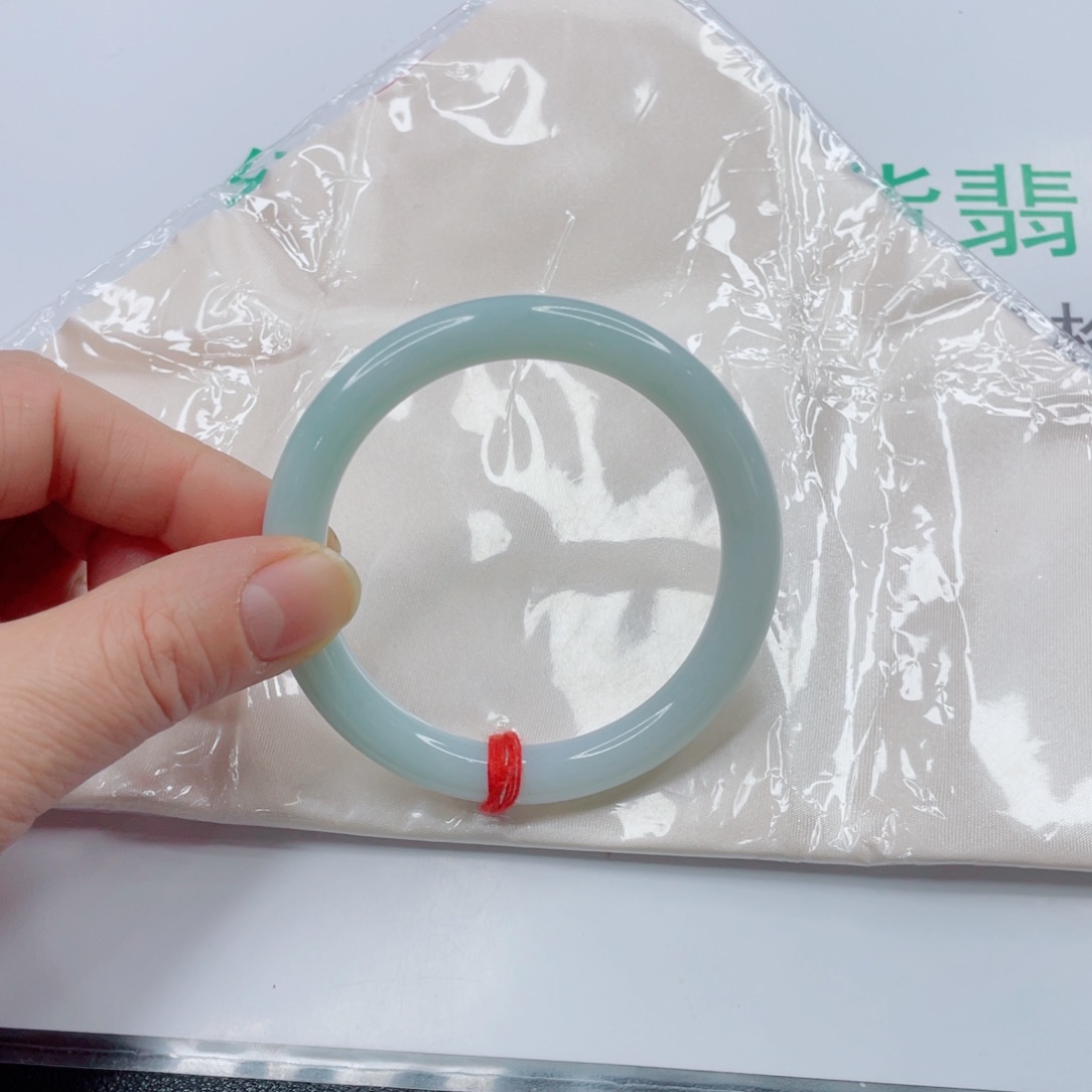 未镶嵌手镯翡翠宽度8.4